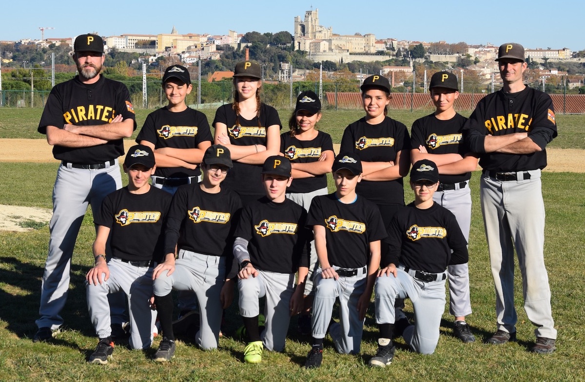 Pirates_baseball_team_15U