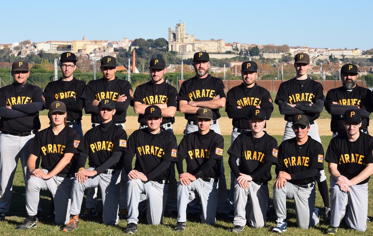 Pirates_baseball_team_SeniorDH